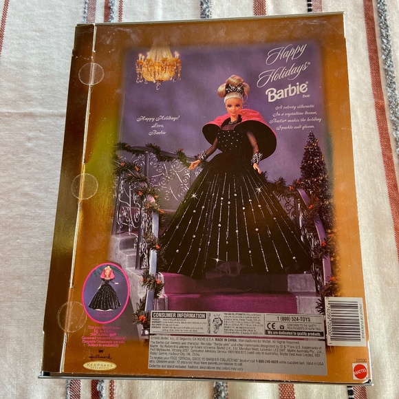 Vintage 1998 Happy Holidays Barbie - Picture 4 of 7